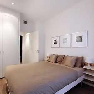 ramblas-apartments.catalonia-hotels.com/